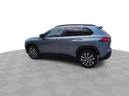 CELESTITE 2022 Toyota Corolla Cross XLE