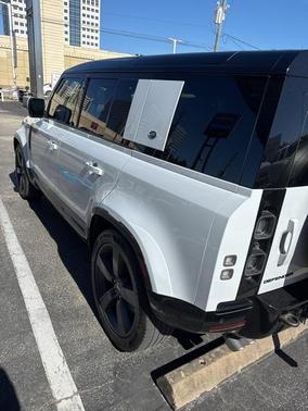 2023 Land Rover Defender 110 V8
