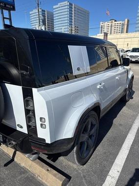 2023 Land Rover Defender 110 V8