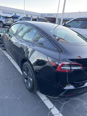 2022 Tesla Model 3 Base