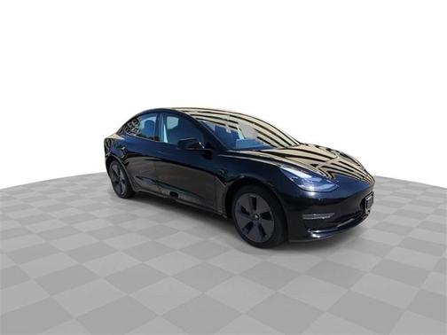 2022 Tesla Model 3 Base