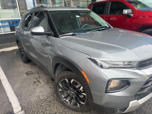 Sterling Gray Metallic 2023 Chevrolet Trailblazer LT