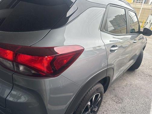 Sterling Gray Metallic 2023 Chevrolet Trailblazer LT