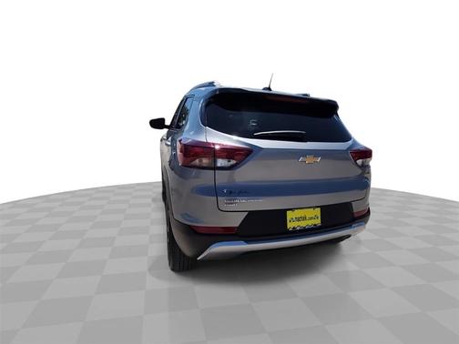 Sterling Gray Metallic 2023 Chevrolet Trailblazer LT