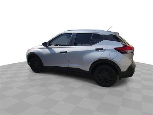 2019 Nissan Kicks S