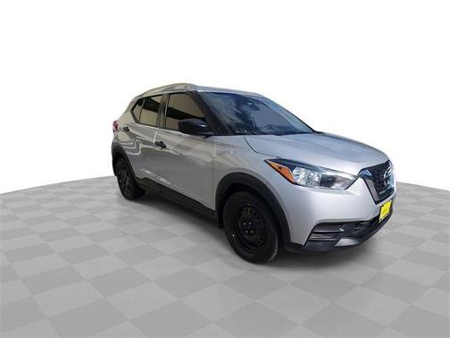 2019 Nissan Kicks S