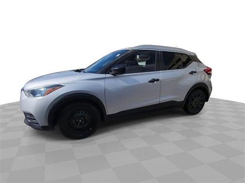 2019 Nissan Kicks S