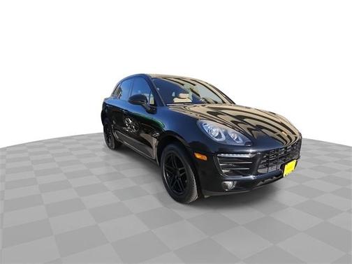 2018 Porsche Macan 