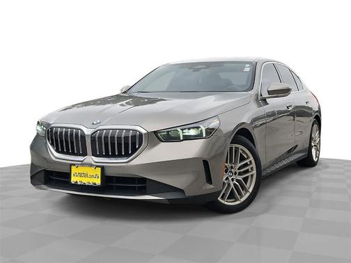 Oxide Gray Metallic 2024 BMW 530 i