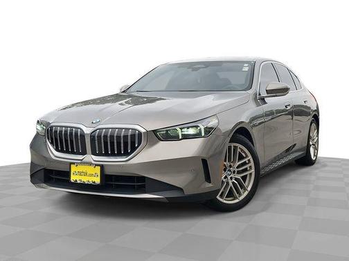 Oxide Gray Metallic 2024 BMW 530 i