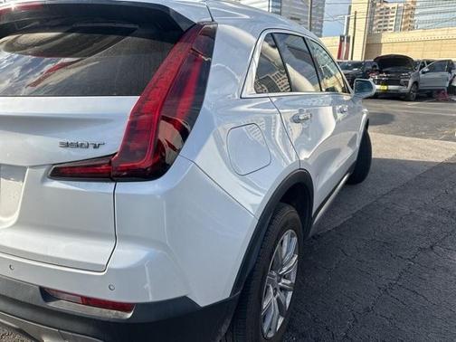 2020 Cadillac XT4 Premium Luxury