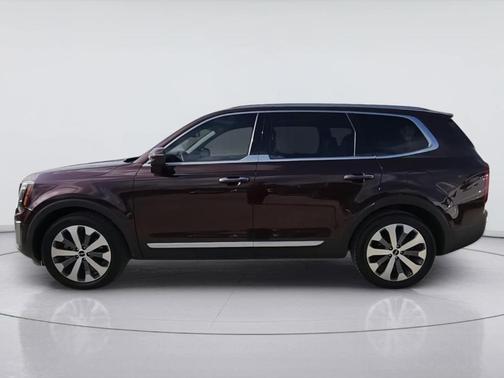 Sangria Red 2022 Kia Telluride S