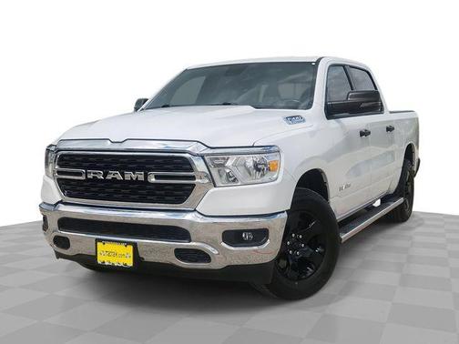 Bright White Clearcoat 2023 RAM 1500 Big Horn