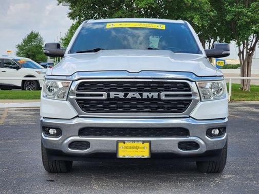 Bright White Clearcoat 2023 RAM 1500 Big Horn