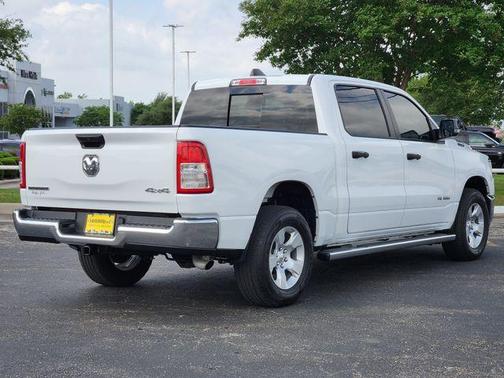 Bright White Clearcoat 2023 RAM 1500 Big Horn