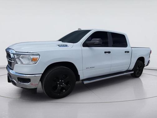 Bright White Clearcoat 2023 RAM 1500 Big Horn