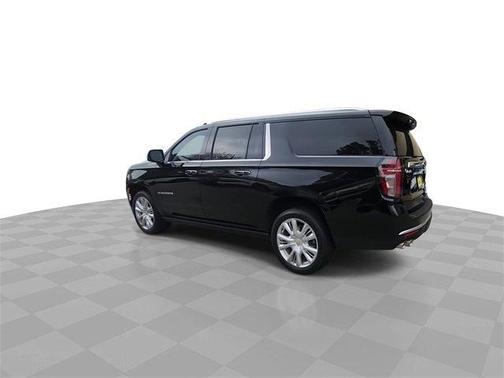 2023 Chevrolet Suburban High Country