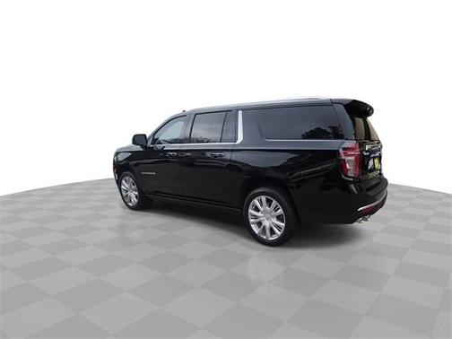 2023 Chevrolet Suburban High Country