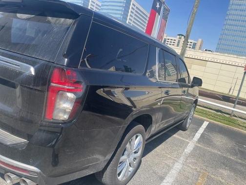 2023 Chevrolet Suburban High Country