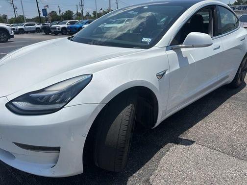 White 2020 Tesla Model 3 Standard Range Plus