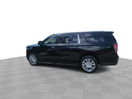 2021 Chevrolet Suburban High Country