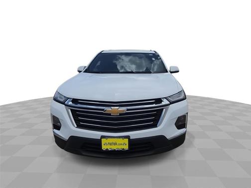 Summit White 2023 Chevrolet Traverse LT Cloth
