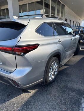 2021 Toyota Highlander Limited