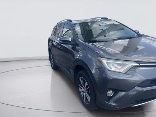 Magnetic Gray Metallic 2016 Toyota RAV4 XLE