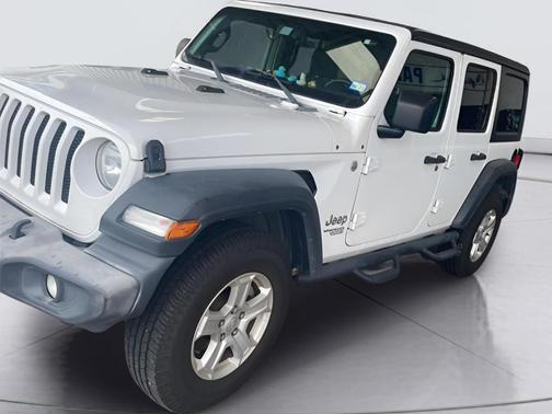 Bright White Clearcoat 2018 Jeep Wrangler Unlimited Sport