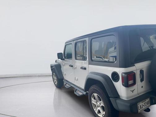Bright White Clearcoat 2018 Jeep Wrangler Unlimited Sport