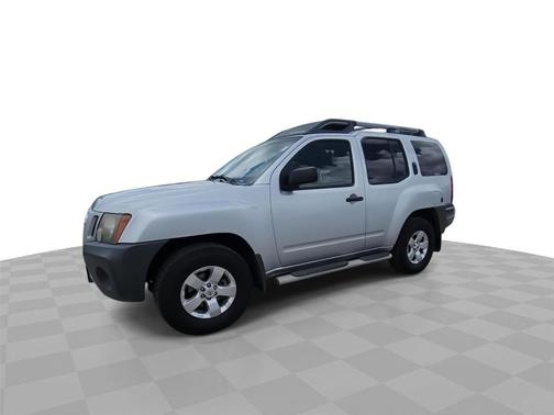Silver Lightning Metallic 2010 Nissan Xterra S