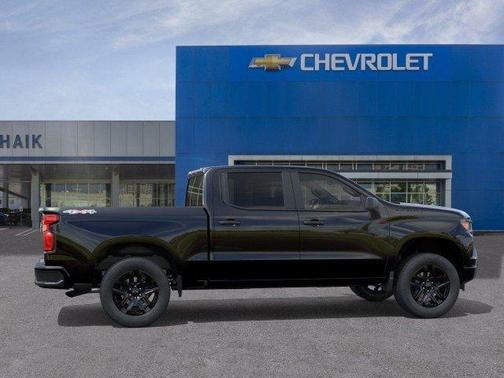 Black 2026 Chevrolet Silverado 1500 Custom