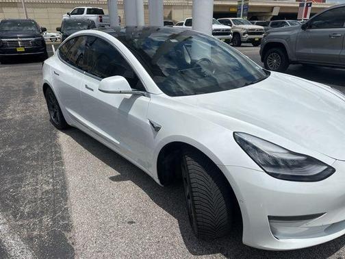 White 2019 Tesla Model 3 Long Range