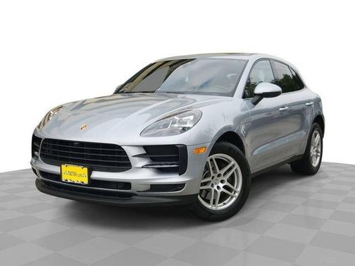 Dolomite Silver Metallic 2019 Porsche Macan Base