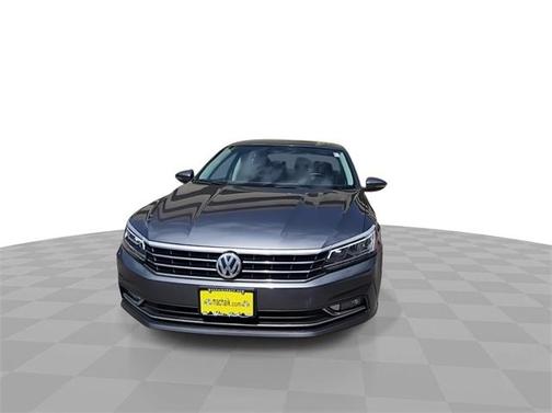 2016 Volkswagen Passat 1.8T SE