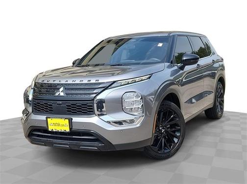 2022 Mitsubishi Outlander Black Edition