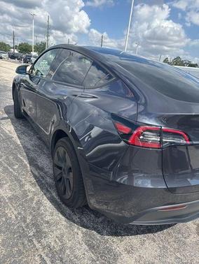 Stealth Gray 2025 Tesla Model Y Long Range