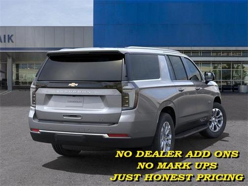 2025 Chevrolet Suburban LT