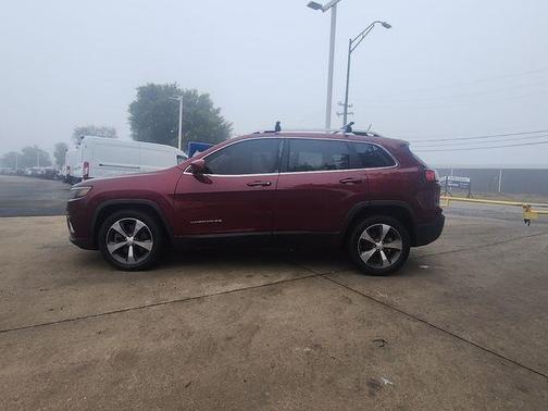 Velvet Red Pearlcoat 2019 Jeep Cherokee Limited