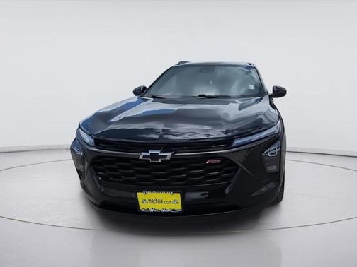 Mosaic Black Metallic 2024 Chevrolet Trax 2RS