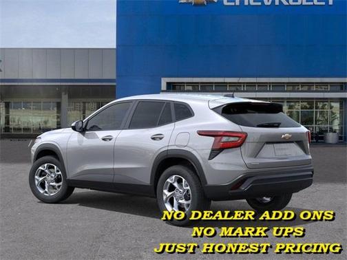 2025 Chevrolet Trax LS