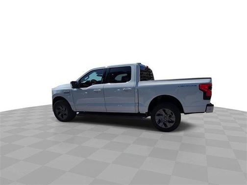 2023 Ford F-150 Lightning LARIAT