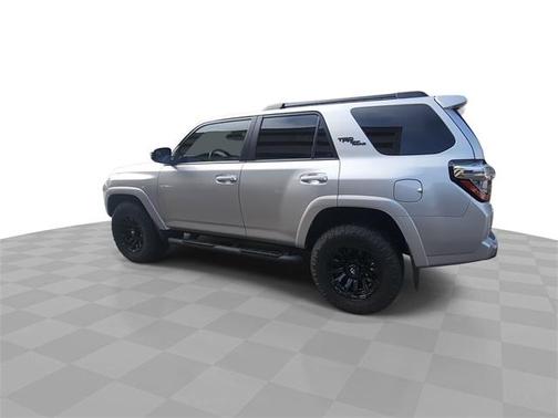 2024 Toyota 4Runner TRD Off Road