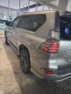 2022 Lexus GX 460 Base