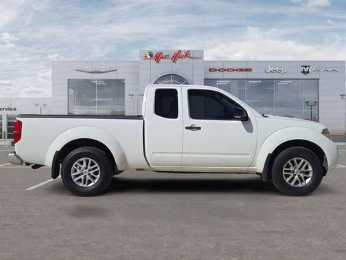 Glacier White 2019 Nissan Frontier SV