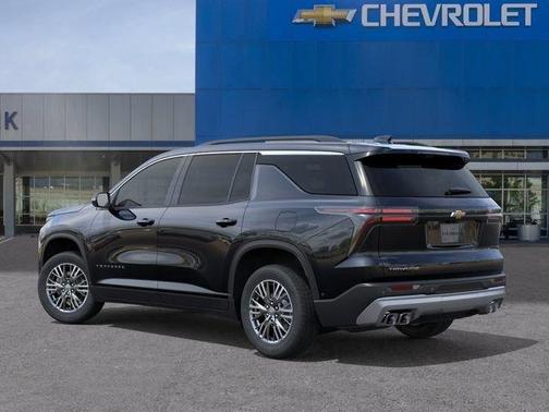 Mosaic Black Metallic 2026 Chevrolet Traverse LT