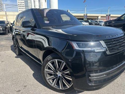 2023 Land Rover Range Rover P400 SE