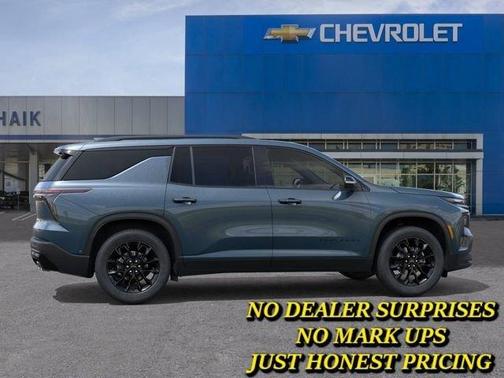 Blue 2026 Chevrolet Traverse LT