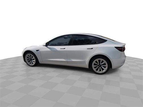 2022 Tesla Model 3 Base