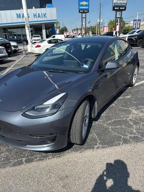 2022 Tesla Model 3 Base